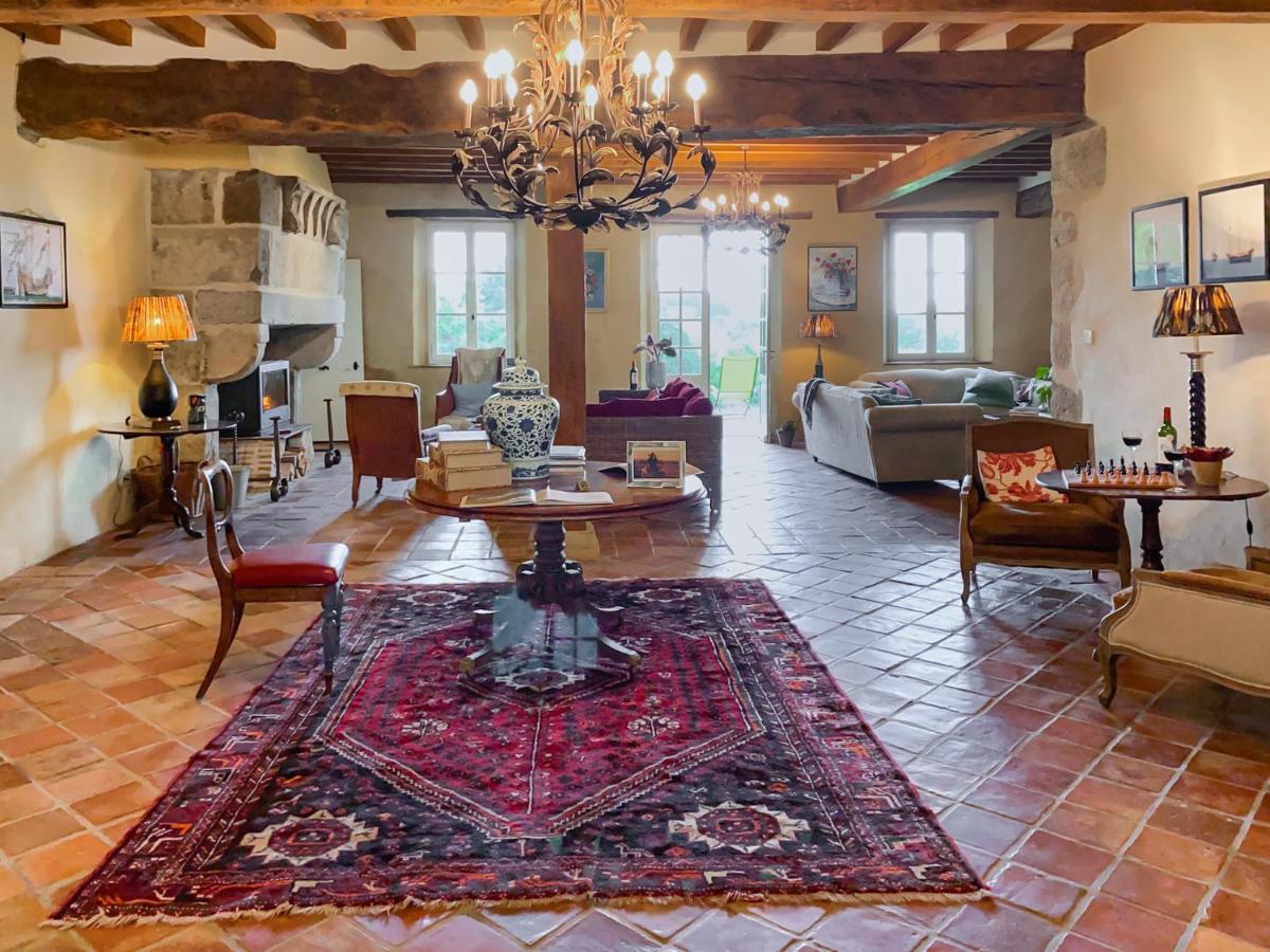 Maison Manechal Monfaucon  Extérieur photo